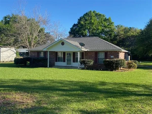 $169,900 | 2718 West Railroad Street, Basile, LA 70515