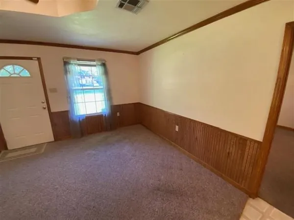 $169,900 | 2718 West Railroad Street, Basile, LA 70515