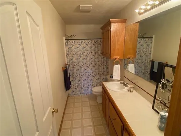 $169,900 | 2718 West Railroad Street, Basile, LA 70515