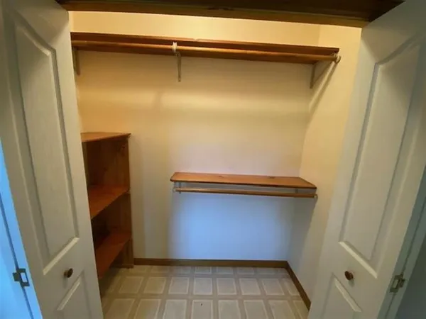 $169,900 | 2718 West Railroad Street, Basile, LA 70515