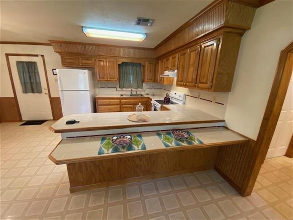 2718 West Railroad Street Basile, LA 70515 - Photo 7 of 38