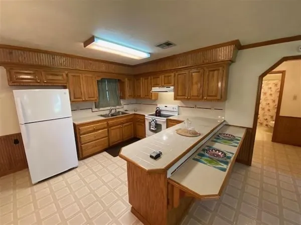 $169,900 | 2718 West Railroad Street, Basile, LA 70515