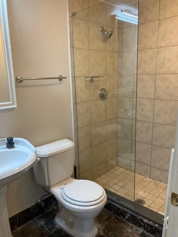 $3,000 | 11 West Elm Avenue, Unit 1, Quincy, MA 02170