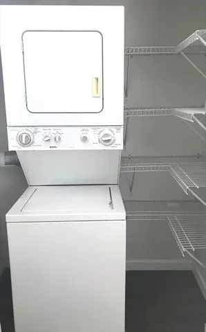 $3,000 | 11 West Elm Avenue, Unit 1, Quincy, MA 02170