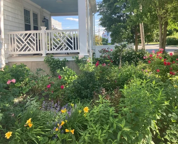 $3,000 | 11 West Elm Avenue, Unit 1, Quincy, MA 02170