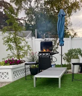 $3,000 | 11 West Elm Avenue, Unit 1, Quincy, MA 02170