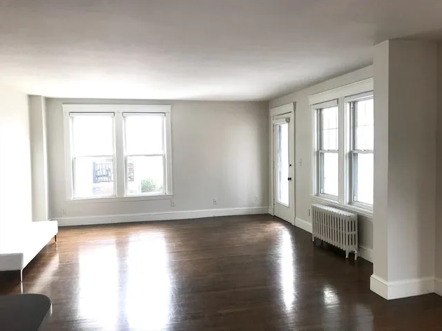 $3,000 | 11 West Elm Avenue, Unit 1, Quincy, MA 02170