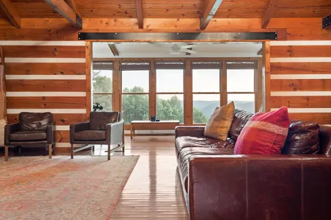 $949,900 | 11720 Fox Hill Road, Baxter, TN 38544
