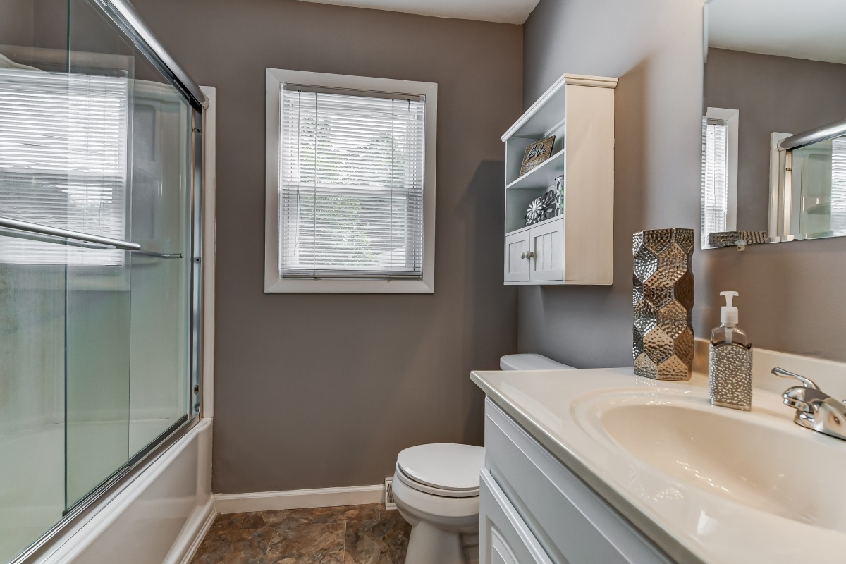 36 Beverly Drive Springfield, IL 62702 - Photo 23 of 33