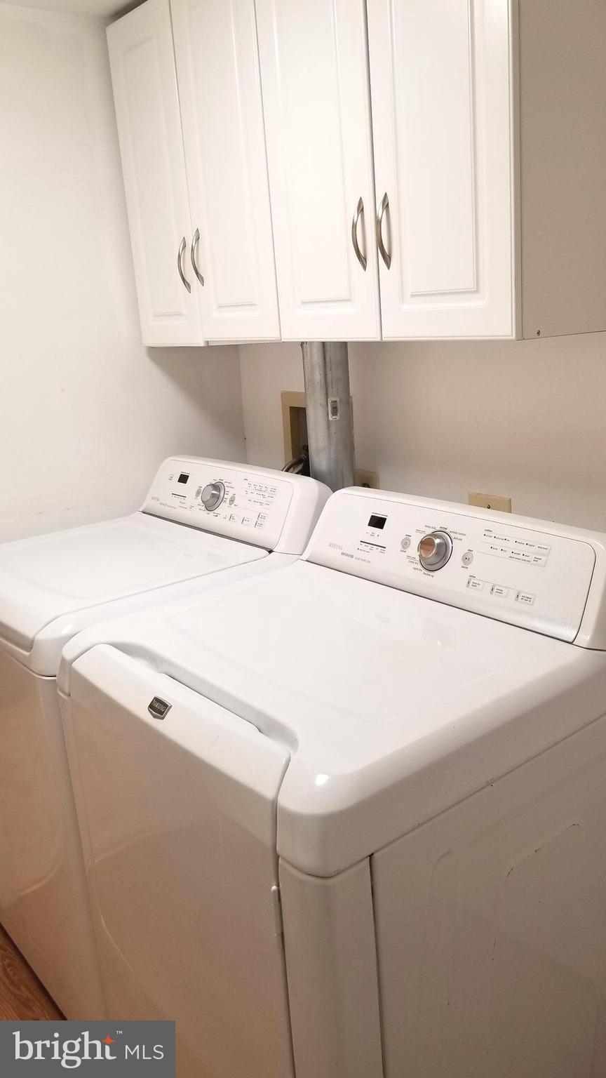 10955 Rocky Mt Way Silver Spring, MD 20902 - Photo 28 of 30 a utility room with dryer and washer