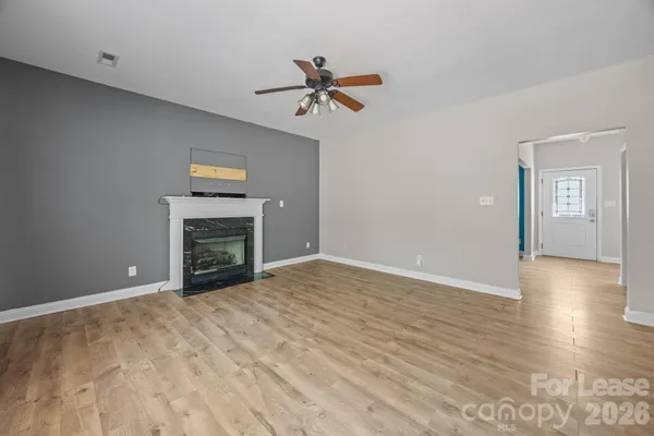 $2,350 | 1321 Burtonwood Circle, Charlotte, NC 28212