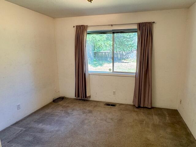 6051 New Hope Road Grants Pass, OR 97527 - Photo 22 of 26 IMG_8171