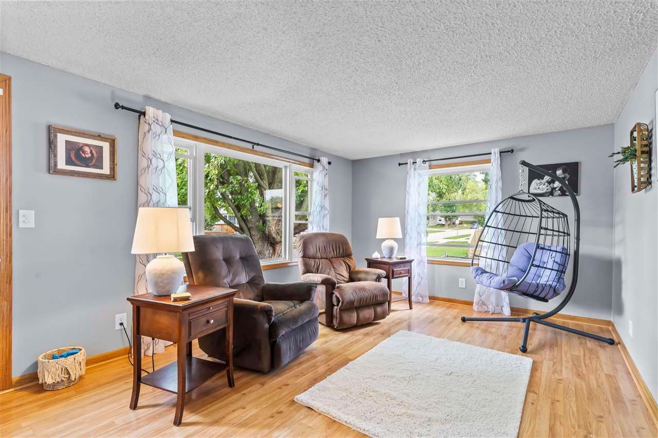 1800 Highland Road Ely, IA 52227 - Photo 5 of 21 Gallery Image 5