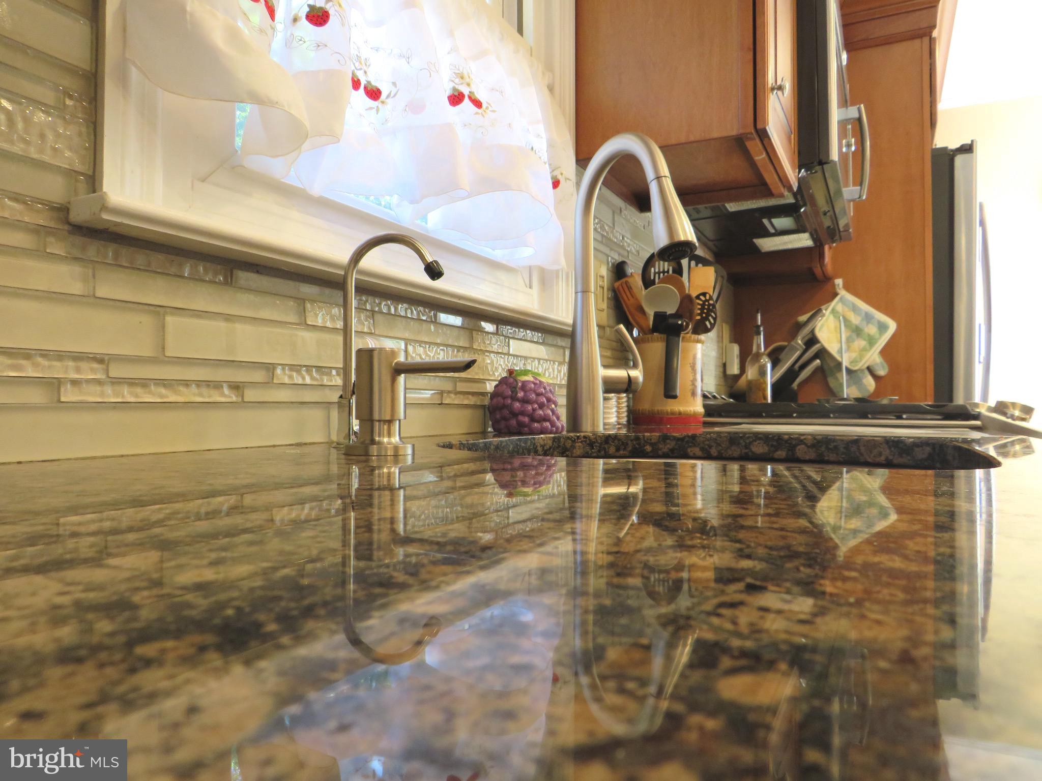 104 Prospect Road Sicklerville, NJ 08081 - Photo 6 of 23 Granite counters