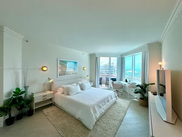 $15,000 | 300 South Pointe Drive, Unit 705, Miami Beach, FL 33139