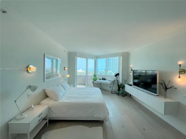 $17,000 | 300 South Pointe Drive, Unit 705, Miami Beach, FL 33139