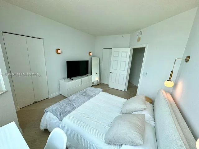 $17,000 | 300 South Pointe Drive, Unit 705, Miami Beach, FL 33139