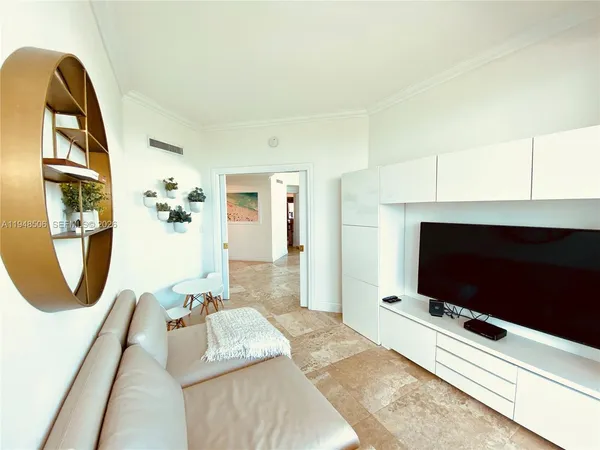 $15,000 | 300 South Pointe Drive, Unit 705, Miami Beach, FL 33139