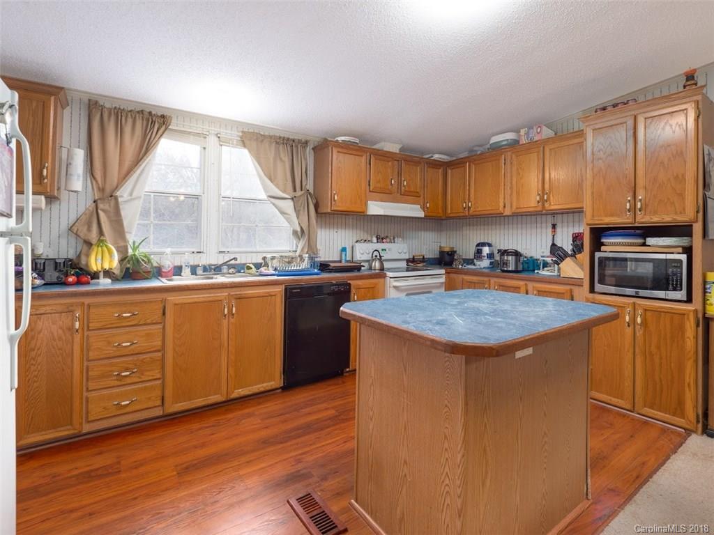 2307 Tryon Courthouse Road, Unit 8 Bessemer City, NC 28016 - Photo 8 of 21