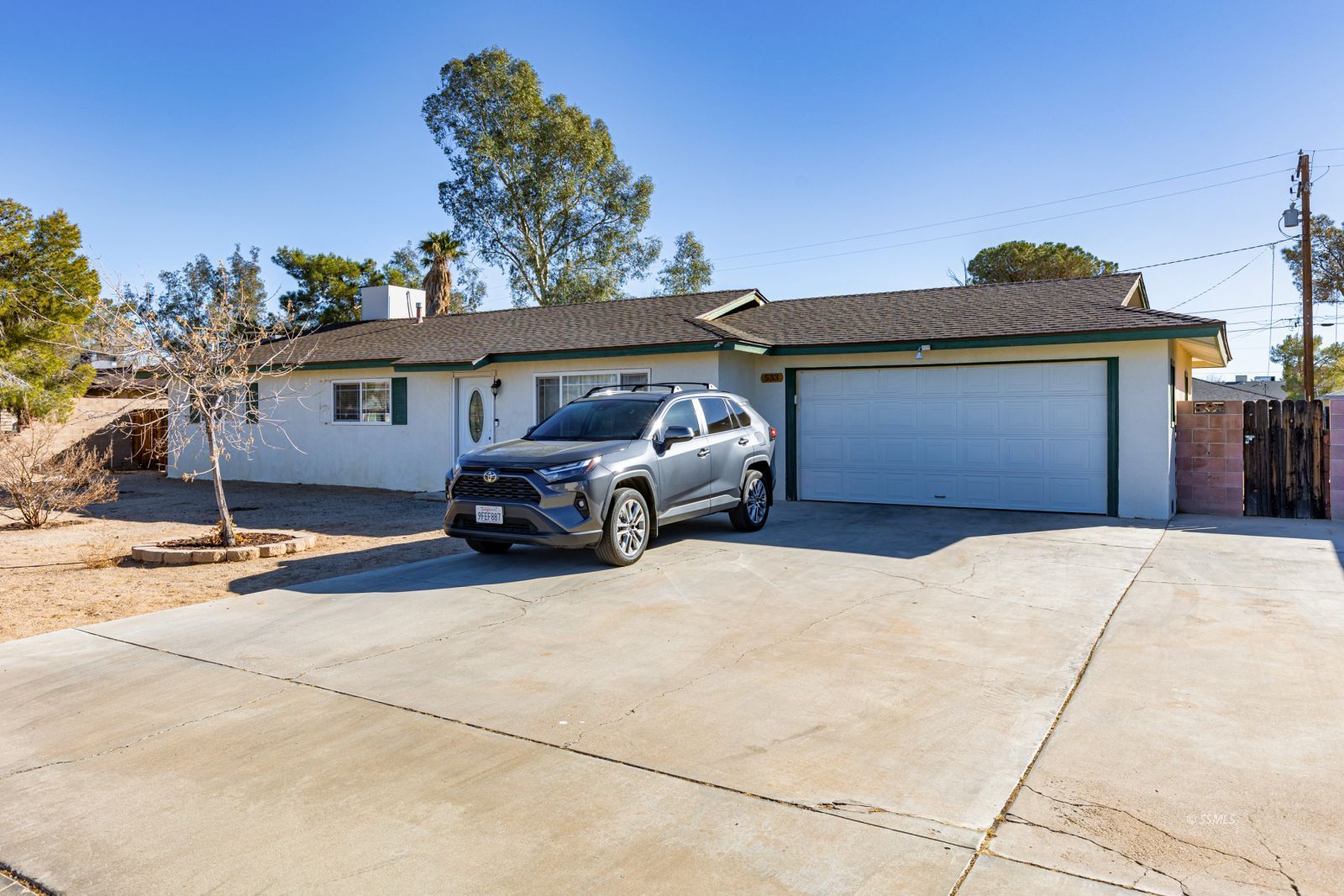 533 Weiman Avenue Ridgecrest, CA 93555 - Photo 3 of 23