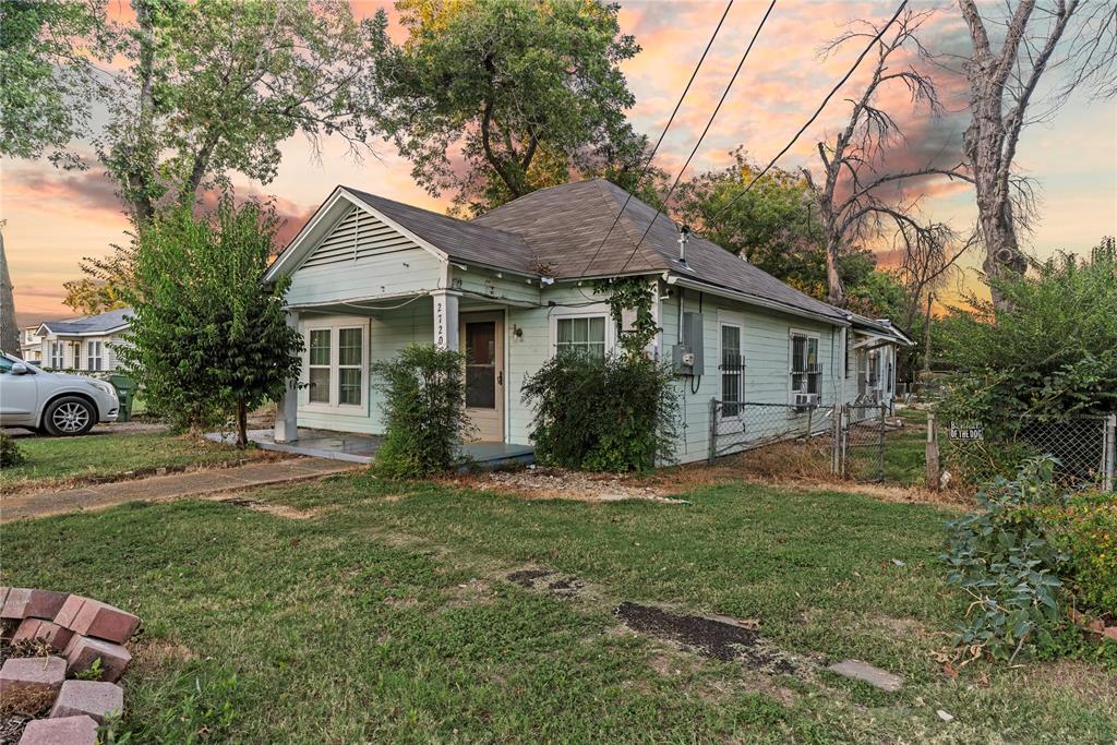 2720 South 2nd Street Waco, TX 76706 - Photo 2 of 14