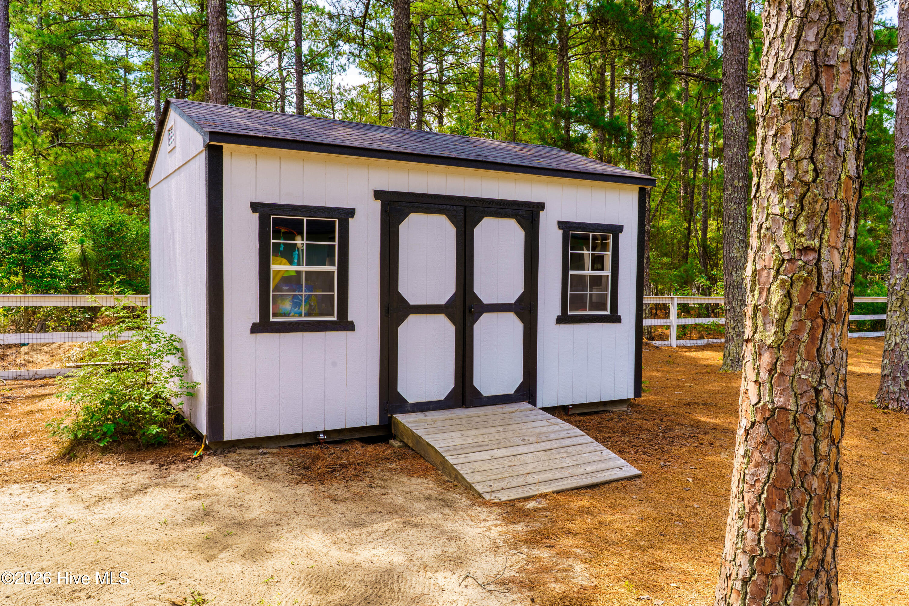 1241 Linden Road Aberdeen, NC 28315 - Photo 37 of 46