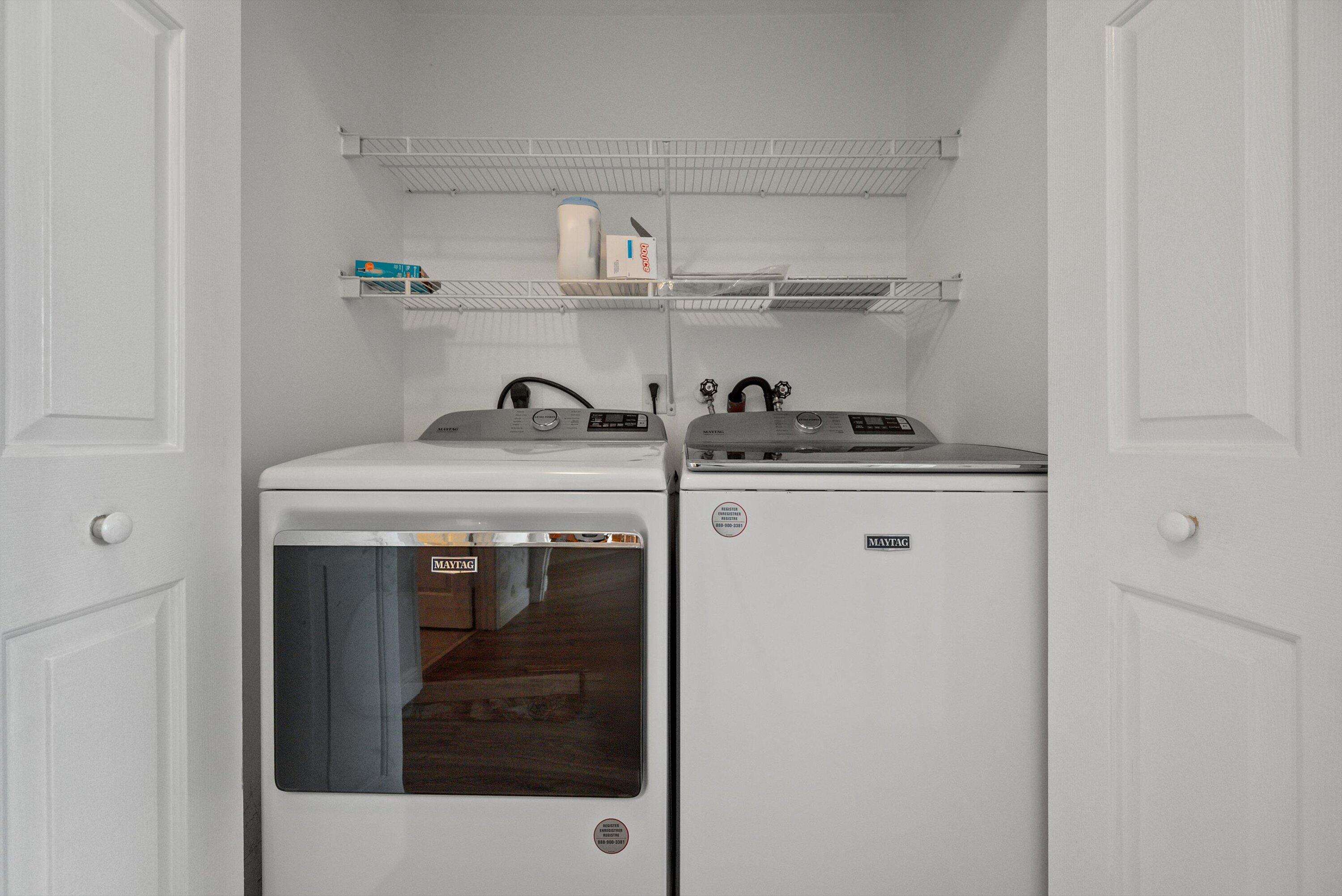 806 East Windward Way, Unit 323 Lantana, FL 33462 - Photo 19 of 32 Laundry closet