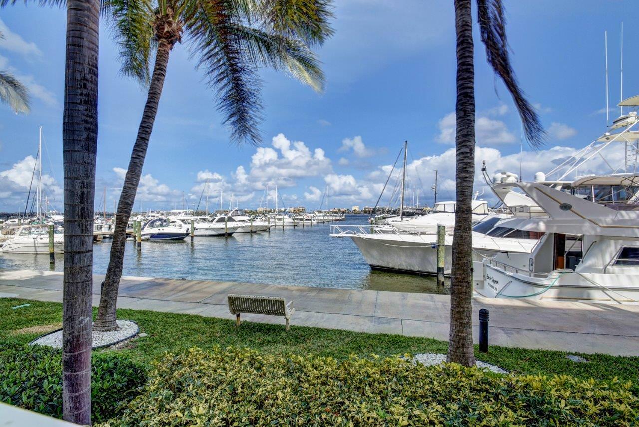 806 East Windward Way, Unit 323 Lantana, FL 33462 - Photo 2 of 32 Marina