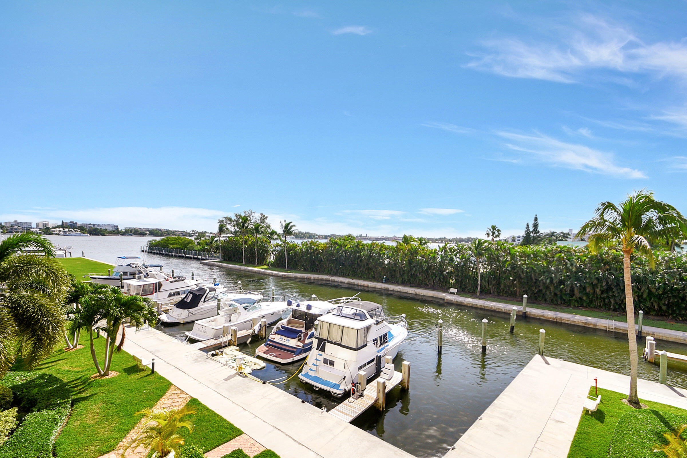 806 East Windward Way, Unit 323 Lantana, FL 33462 - Photo 22 of 32 View