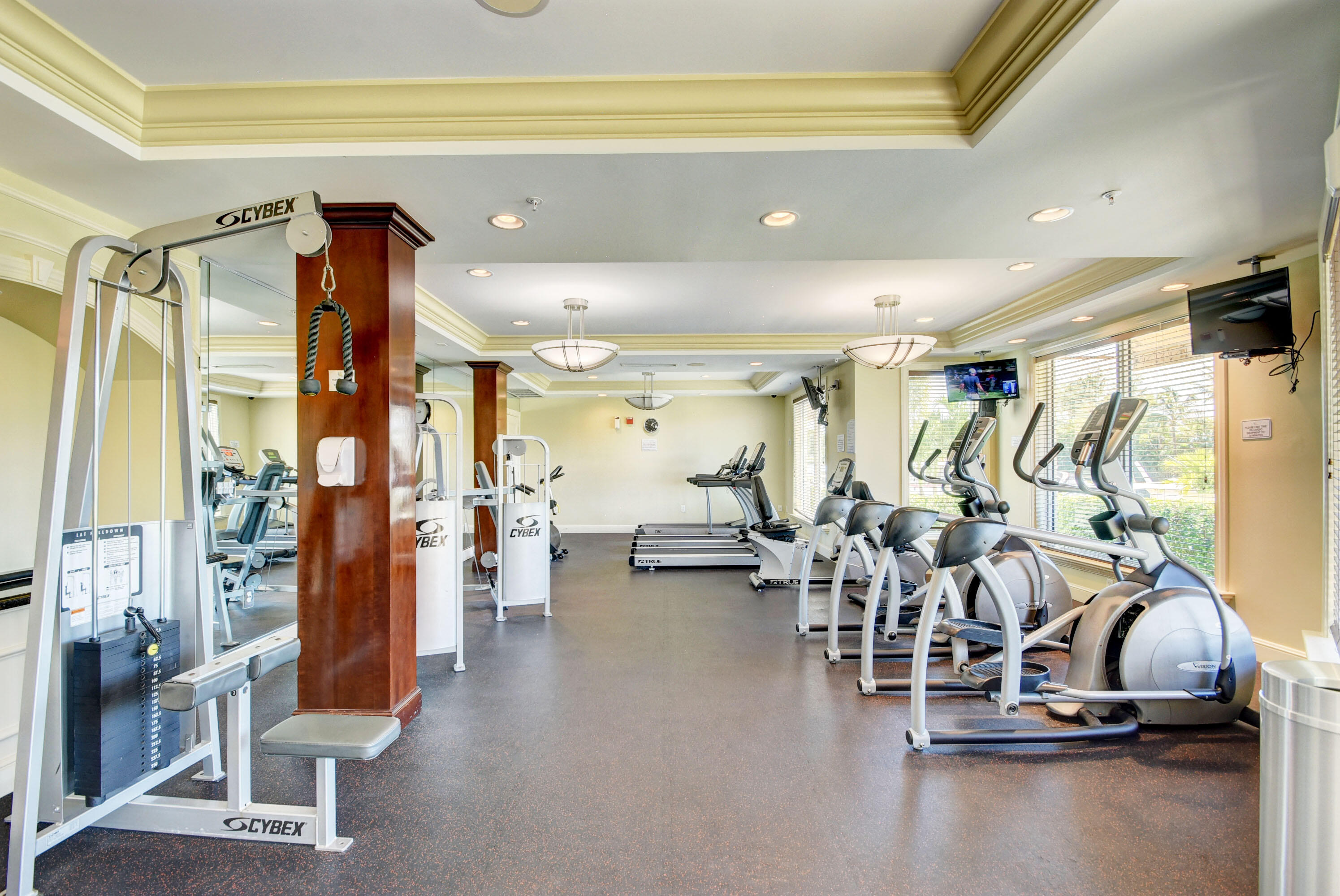 806 East Windward Way, Unit 323 Lantana, FL 33462 - Photo 27 of 32 Fitness Center