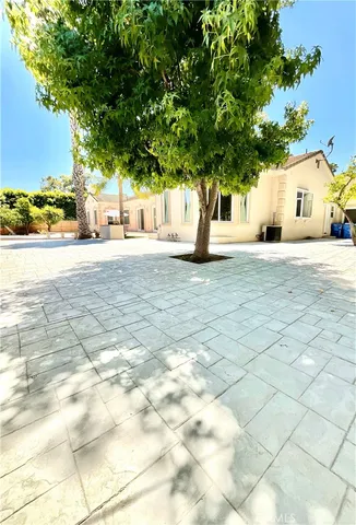 $8,995 | 5206 Topeka Drive, Tarzana, CA 91356