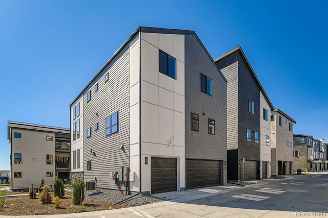 $850,000 | 1768 Peak Loop, Broomfield, CO 80023