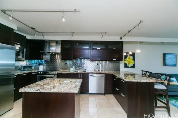 $3,400 | 1765 Ala Moana Boulevard, Unit 1388, Honolulu, HI 96815