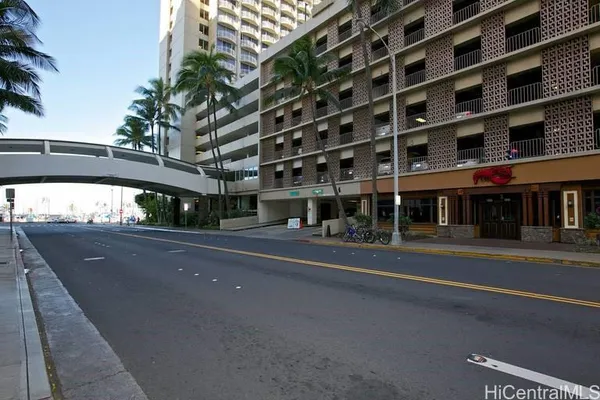 $3,400 | 1765 Ala Moana Boulevard, Unit 1388, Honolulu, HI 96815