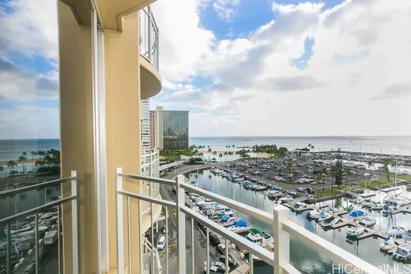 $3,400 | 1765 Ala Moana Boulevard, Unit 1388, Honolulu, HI 96815