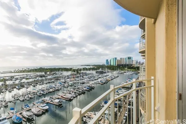 $3,400 | 1765 Ala Moana Boulevard, Unit 1388, Honolulu, HI 96815
