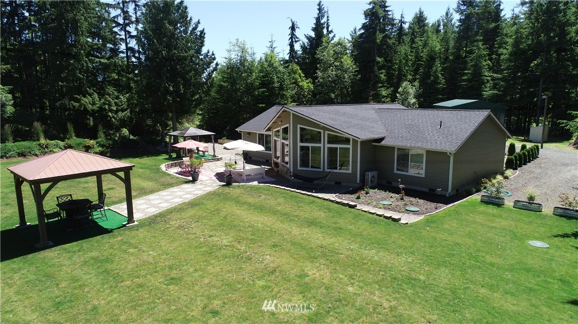 8455 Southeast Overaa Road Port Orchard, WA 98367 - Photo 3 of 40 Gallery Image 3