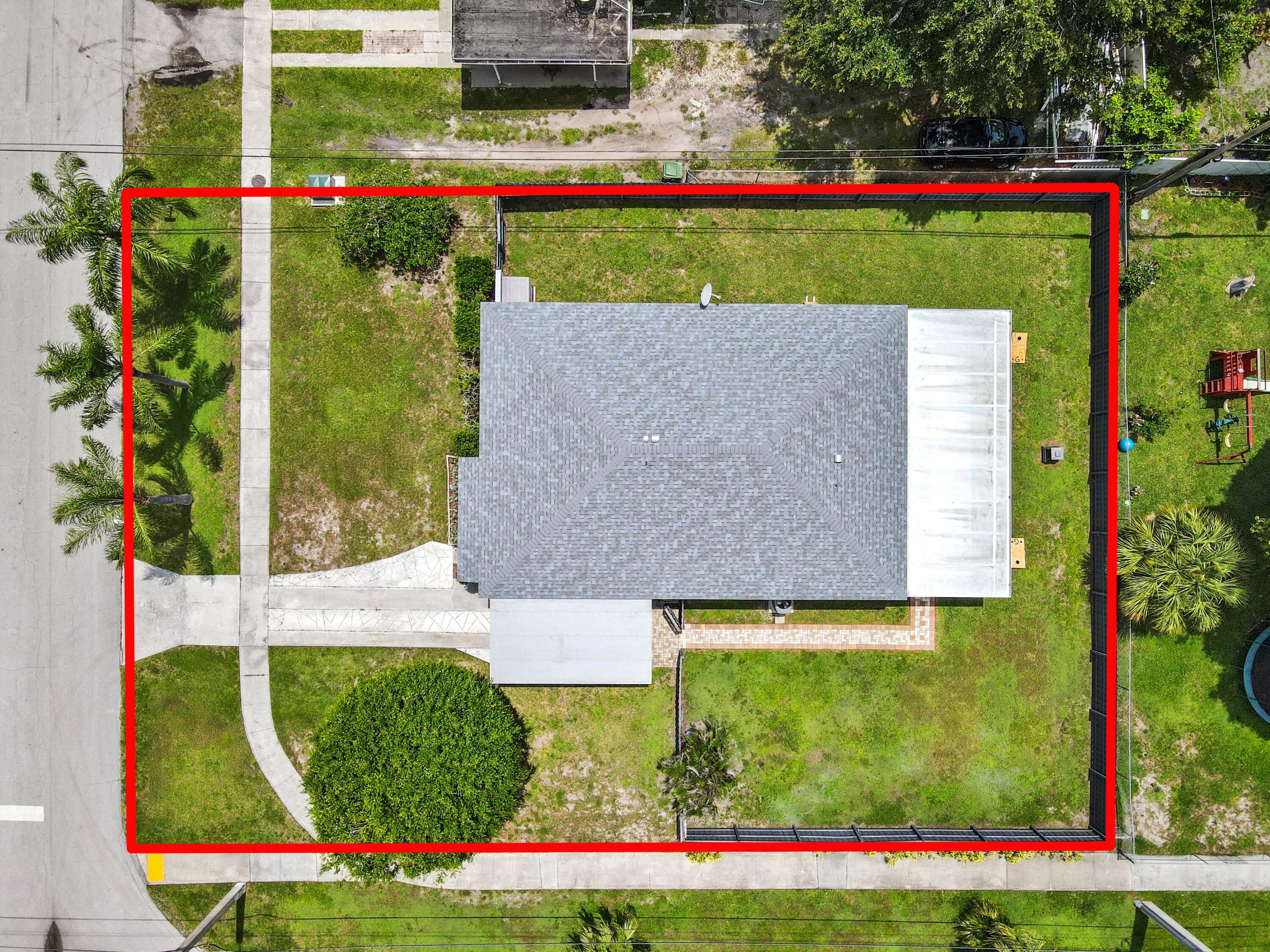 361 East Lake Road Palm Springs, FL 33461 - Photo 31 of 35 31 drone 05