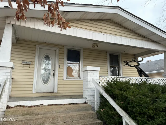 $139,900 | 306 Highland Avenue, Johnson City, TN 37604