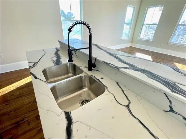 $2,000 | 3635 Bruxelles Street, New Orleans, LA 70122