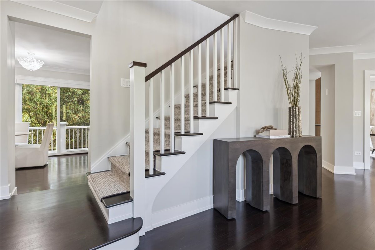 331 Sheridan Road Winnetka, IL 60093 - Photo 7 of 82