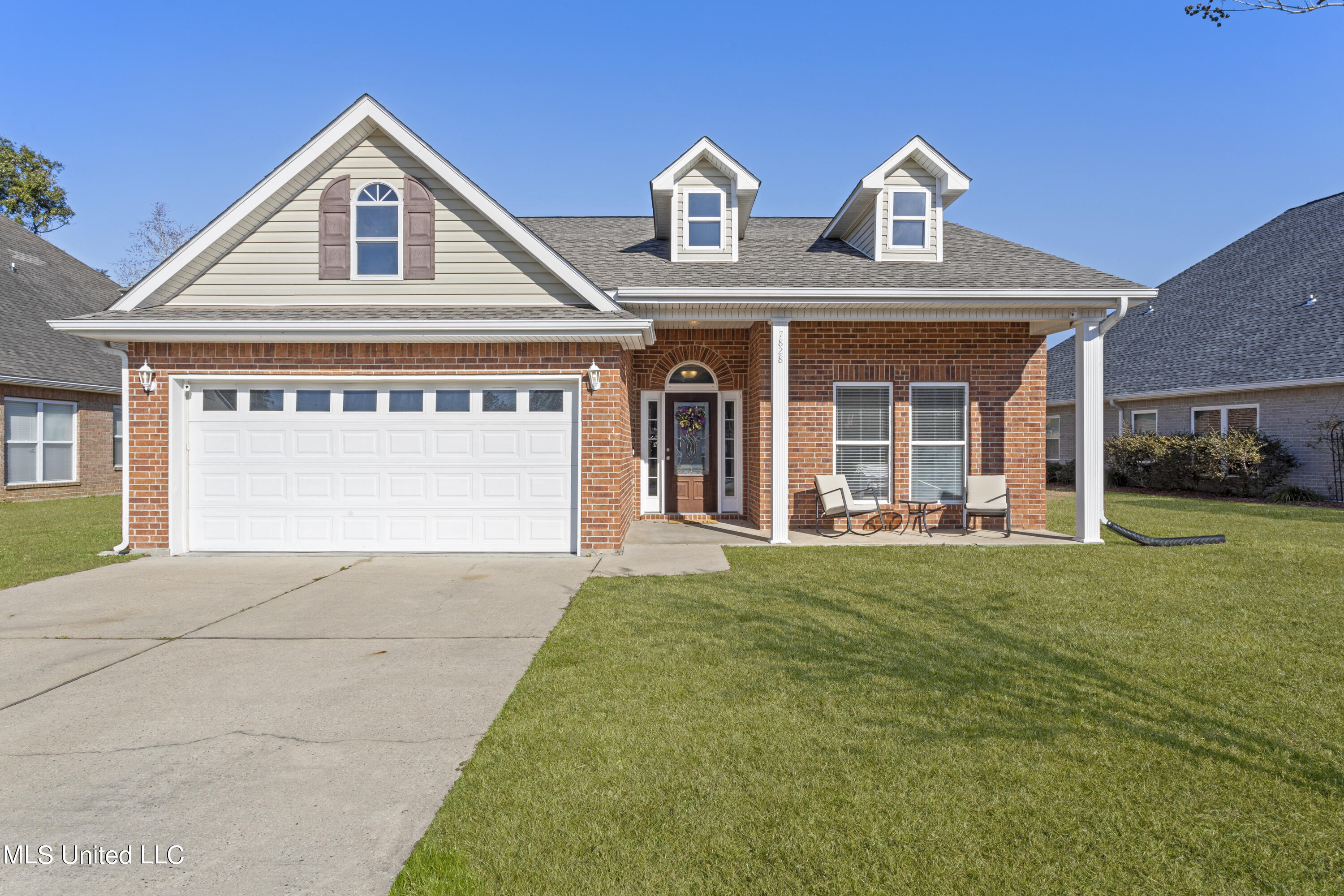7828 Rue Morgan Ocean Springs, MS 39564 - Photo 1 of 23 001