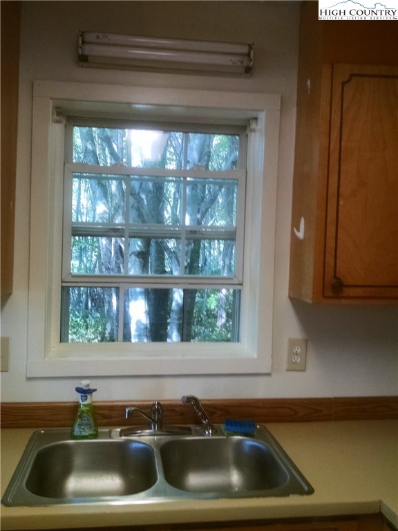 427 Sugarloaf Road Boone, NC 28607 - Photo 12 of 17