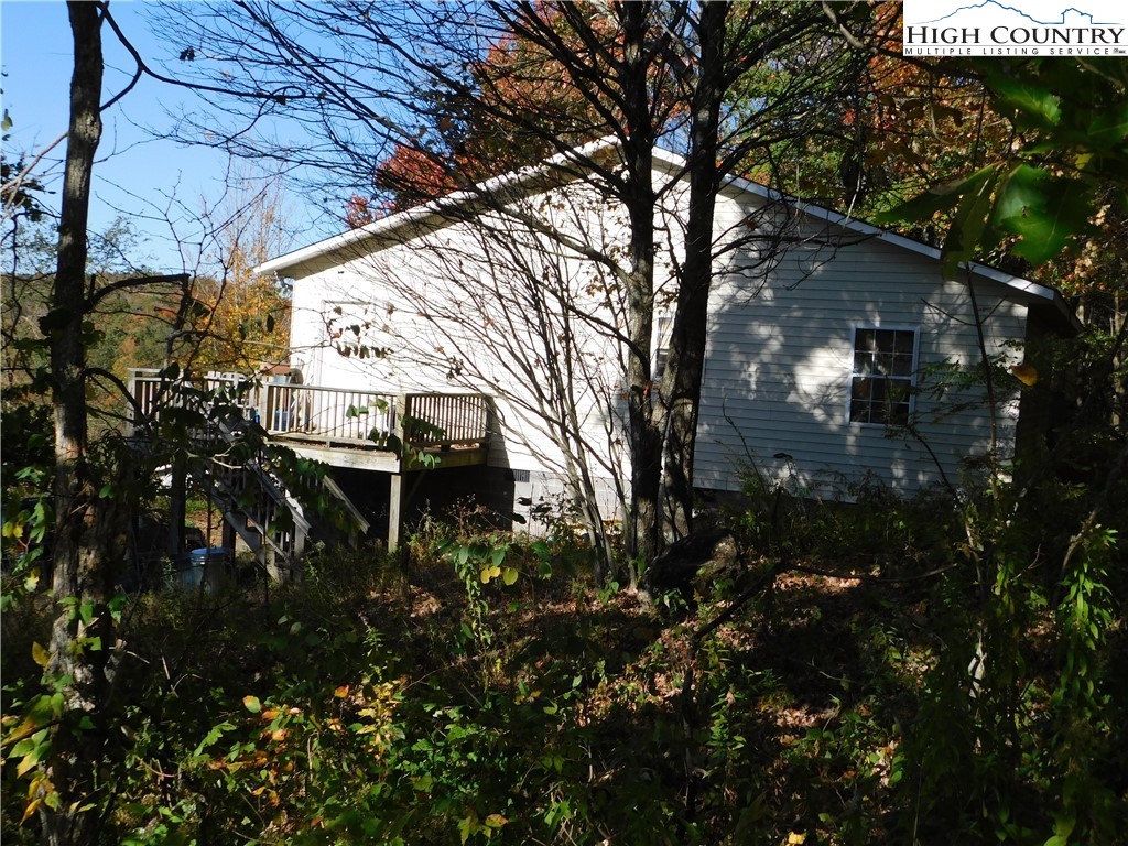 427 Sugarloaf Road Boone, NC 28607 - Photo 2 of 17