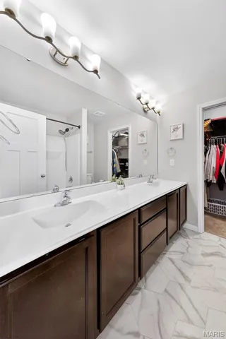 $299,900 | 15 Hollow Tree Court, Winfield, MO 63389