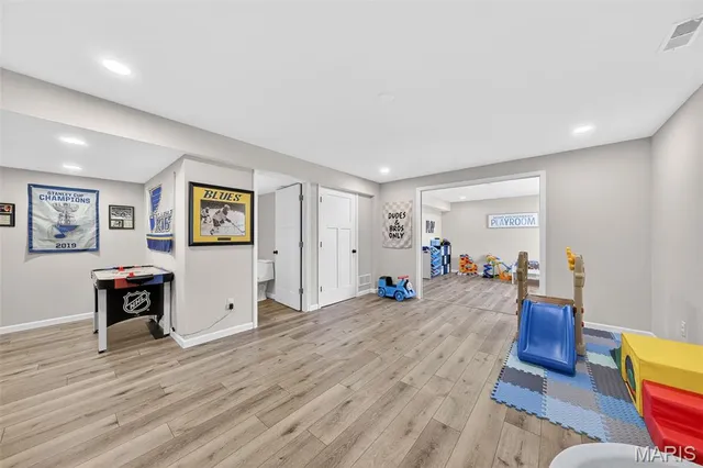 $299,900 | 15 Hollow Tree Court, Winfield, MO 63389