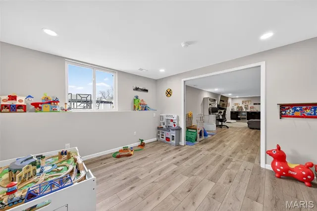 $299,900 | 15 Hollow Tree Court, Winfield, MO 63389