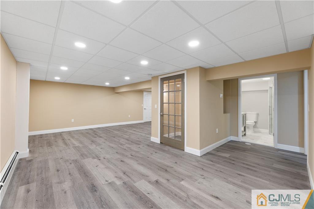 37 Oxford Road Colonia, NJ 07067 - Photo 16 of 24