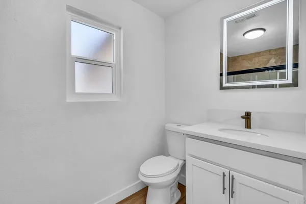 $719,000 | 4530 Beverly Glen Drive, Oceanside, CA 92056