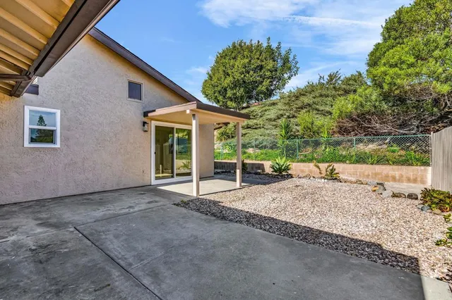 $725,000 | 4530 Beverly Glen Drive, Oceanside, CA 92056